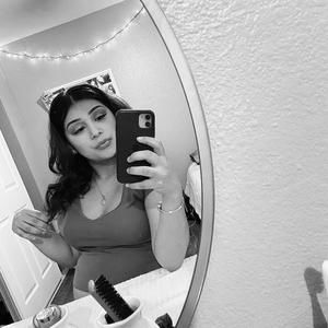 Meet your Posher, Aliana